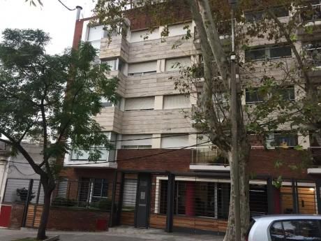 Alquile Apto 2 Dorm. 2 Baños Con Garage