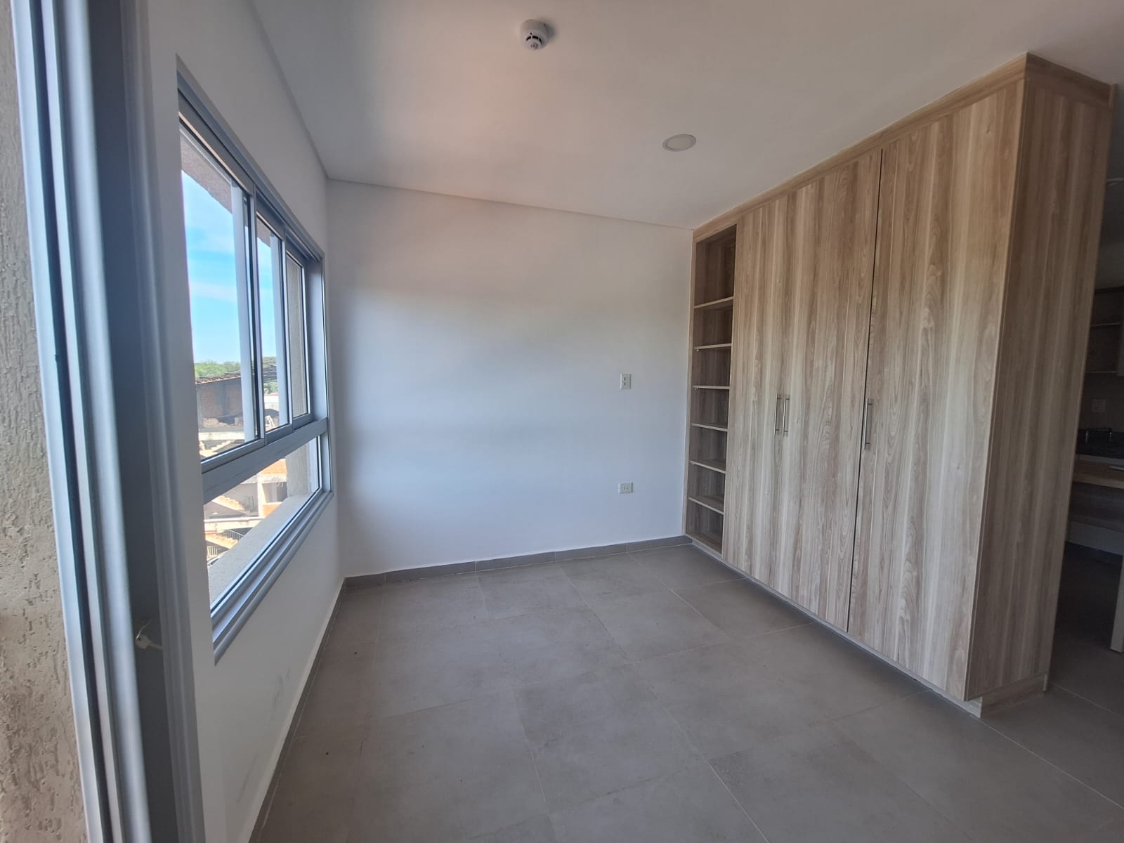 EN VENTA DEPARTAMENTO MONOAMBIENTE UBICADO EN FERNANDO DE LA MORA-ZONA NORTE — foto 2