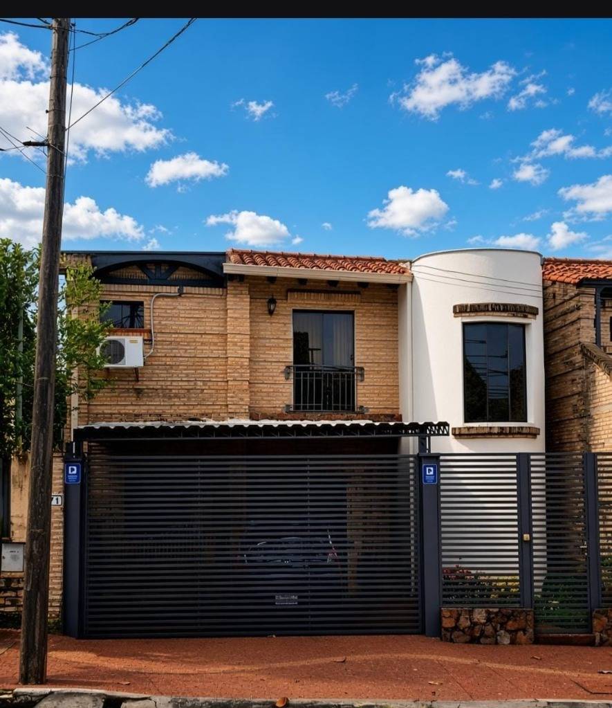 Casa en venta en Mburicaó