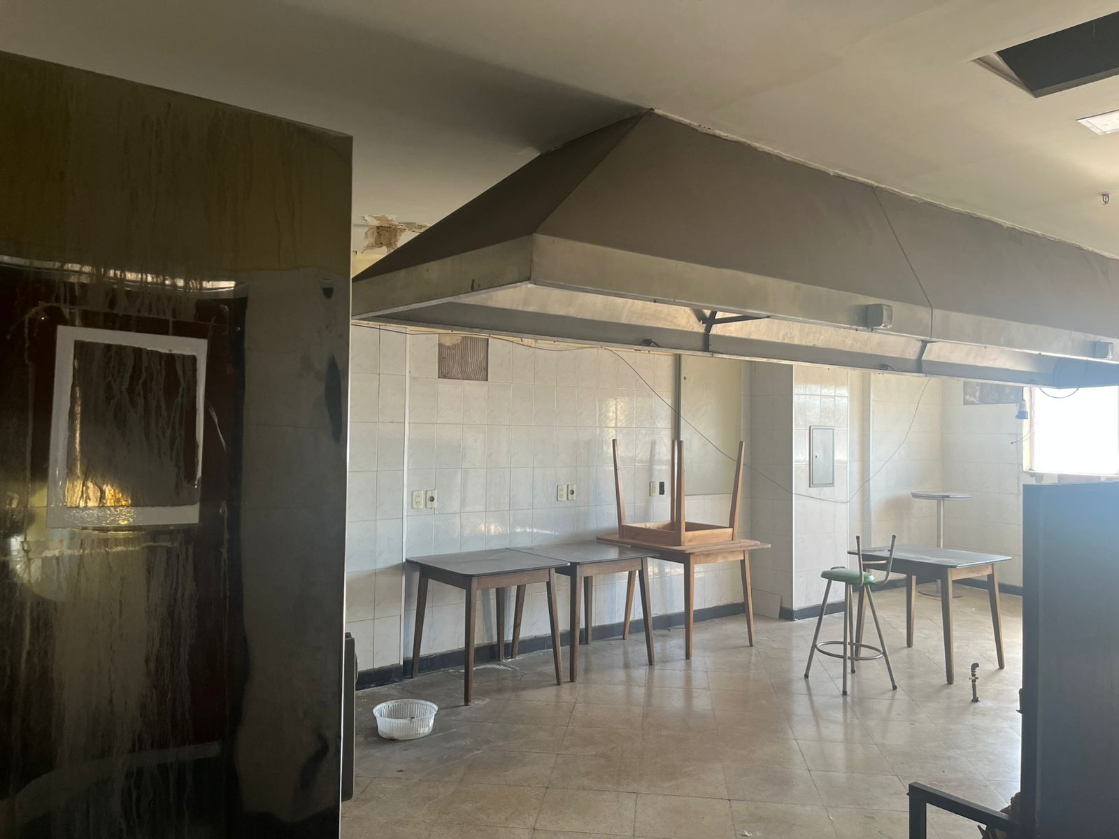 ALQUILO EDIFICIO EN VILLA ELISA — foto 2