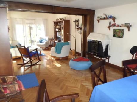 De Categoria, En Zona Residencial