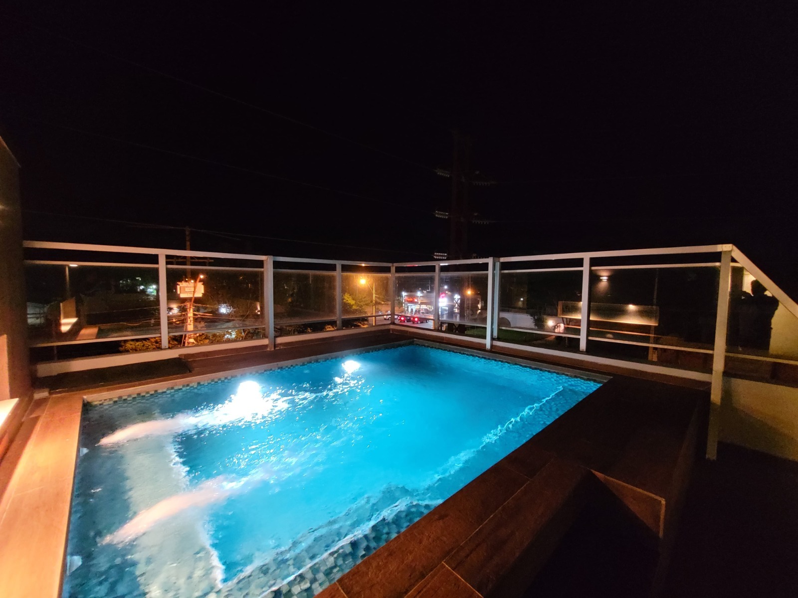 ALUGUEL | MOBILIADA EXCLUSIVA CASA COM PISCINA EM CONDOMÍNIO – ITÁ ENRAMADA — foto 2