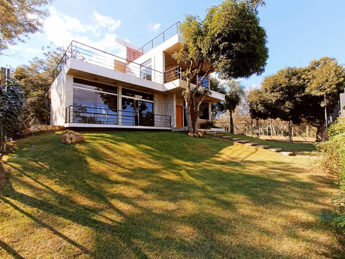 EN VENTA LUJOSA RESIDENCIA EN SAN BERNARDINO- LA SUIZA — foto 2