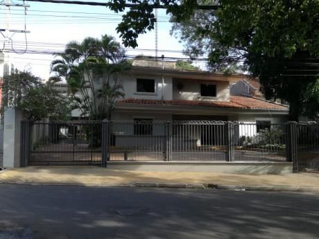 Alquilo Amplia Casa Para Oficina – Avda Boggiani