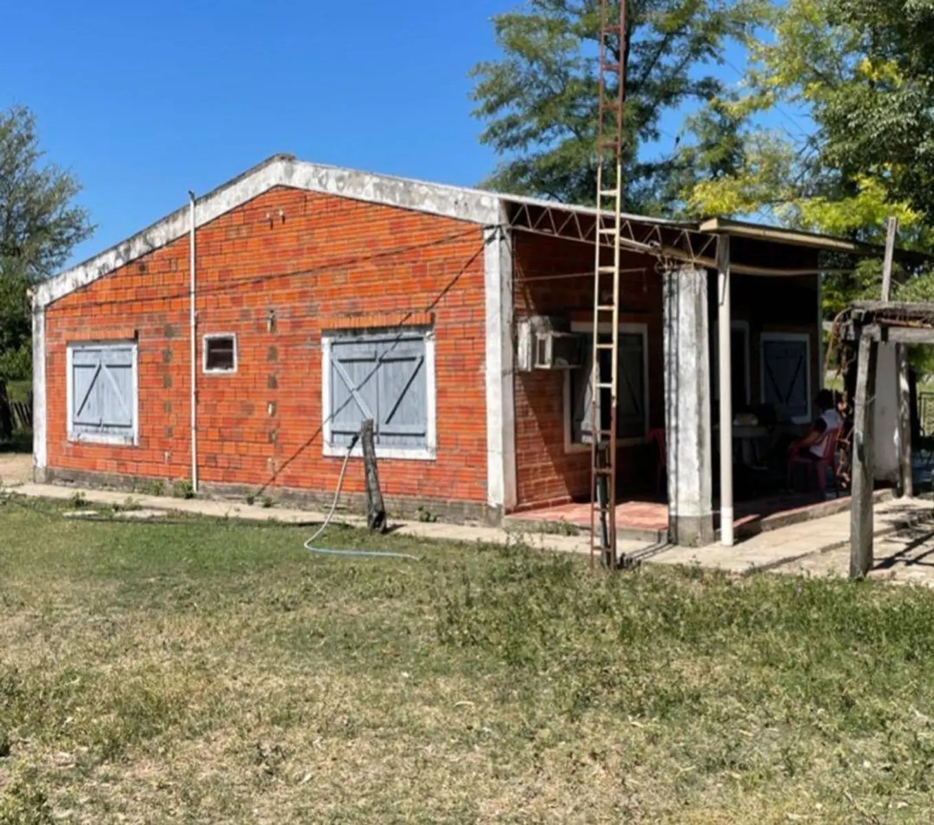 VENDO ESTANCIA PARA ACTIVIDAD GANADERA — foto 3