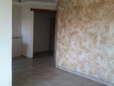 Centrico Dpto En Venta, Ubicado En Condominio Sumuqué