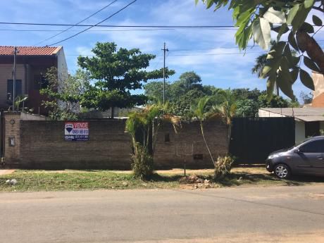 Casa A Metros De La Transchaco - Bo. Centro De Mra