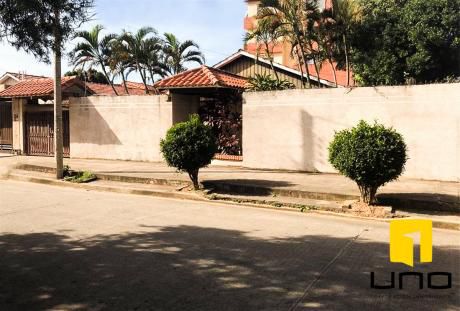 Casa En Venta, Av. Paragua Entre 2do Y 3ro Anillo