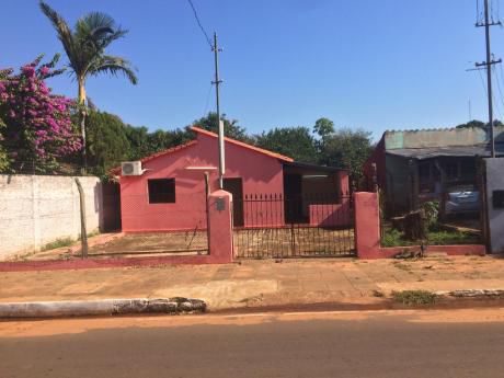 Vendo Casa En Capiata A Pasos De La Ruta 1!