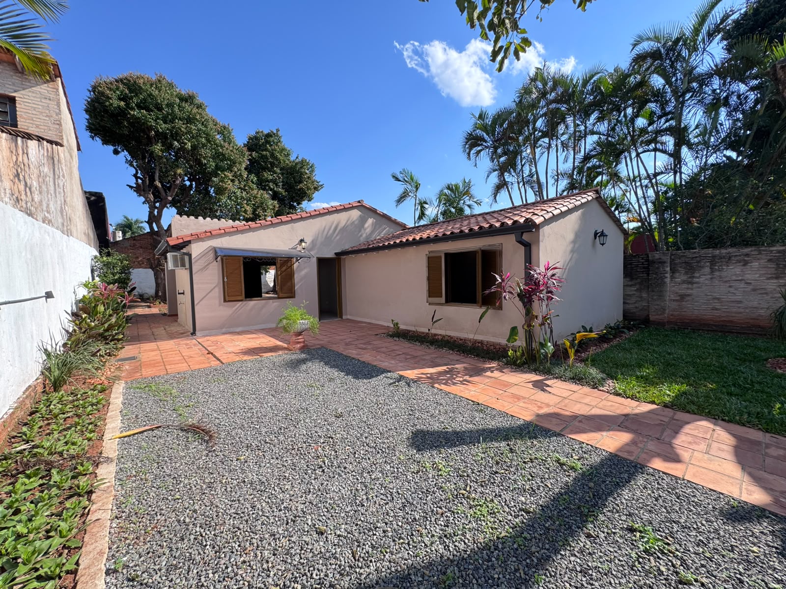 ALQUILO CASA EN PLANTA BAJA CON QUINCHO Y AMPLIO PATIO – FERNANDO ZONA NORTE — foto 2