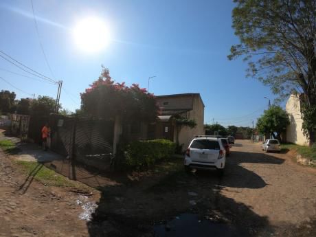 Alquilo Casa De 3 Dormitorios En Lambaré