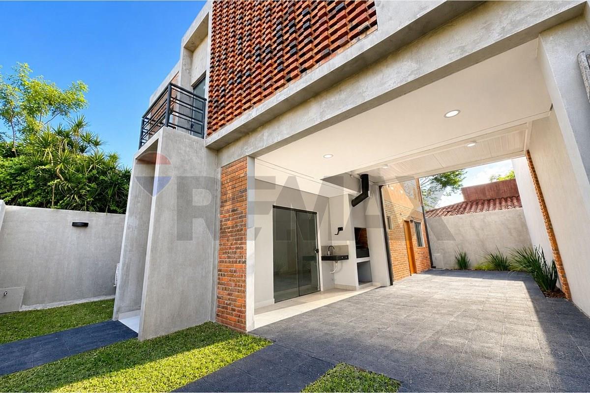 Dúplex en Venta | Cuarto Barrio, Luque — foto 2