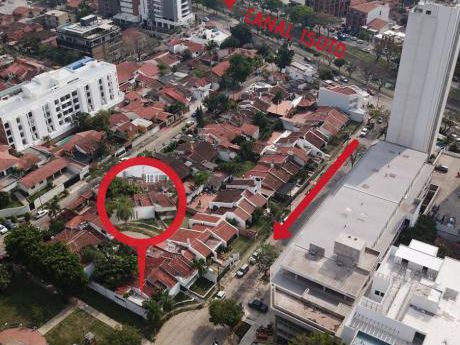 Terreno En Venta En Equipetrol