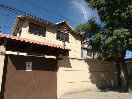 Hermosa Y Amplia Casa En Alquiler