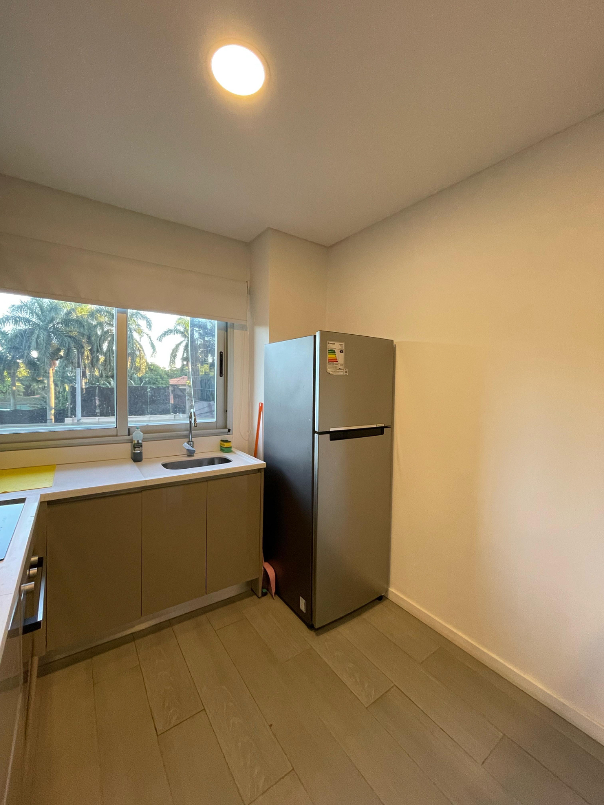AVDA. SANTÍSIMA TRINIDAD EN ALQUILER DEPARTAMENTO DE 1 DORMITORIO AMOBLADO — foto 3