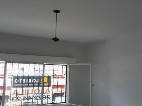 Primer Piso Con Terraza