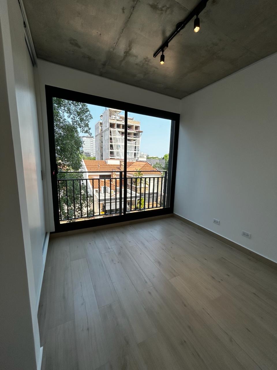 DEPARTAMENTO DE 2 DORMITORIOS CON COCHERA - A METROS DEL SHOP DEL SOL — foto 3
