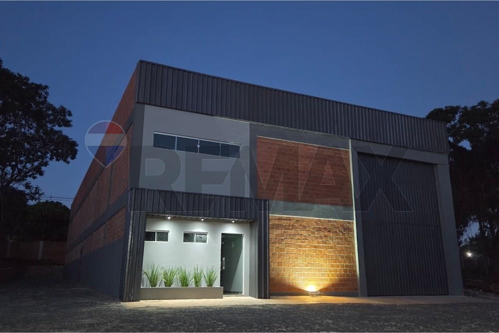 Depósito - Alquiler - Luque — foto 3