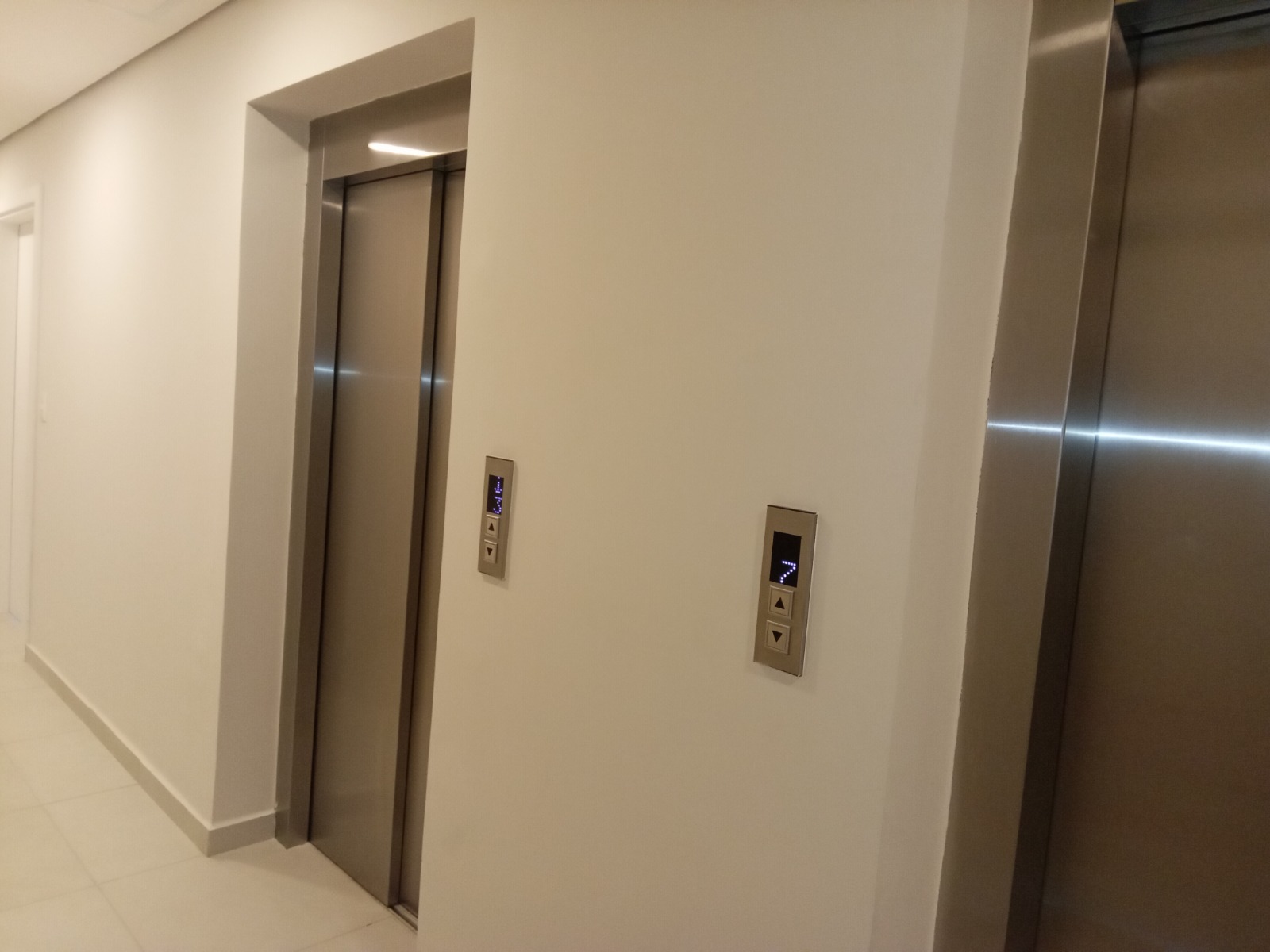 DEPARTAMENTO EN VENTA – LUQUE — foto 2