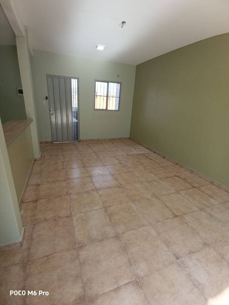 ALQUILO P/ EMPRESA, CONSULTORIO O SPA. DEPTO DE 3 HAB, 2 COCHERAS Y PATIO — foto 2