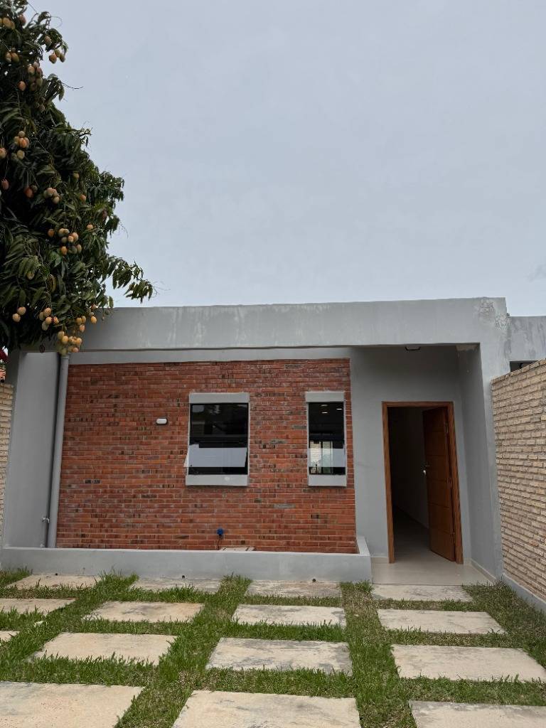 VENDO CASA TIPO CHALET EN LUQUE — foto 2
