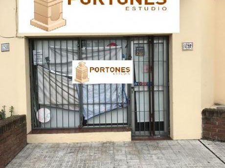 Local Comercial Prox. Ramon Anador Y Jose Batlle Y Ordoñez