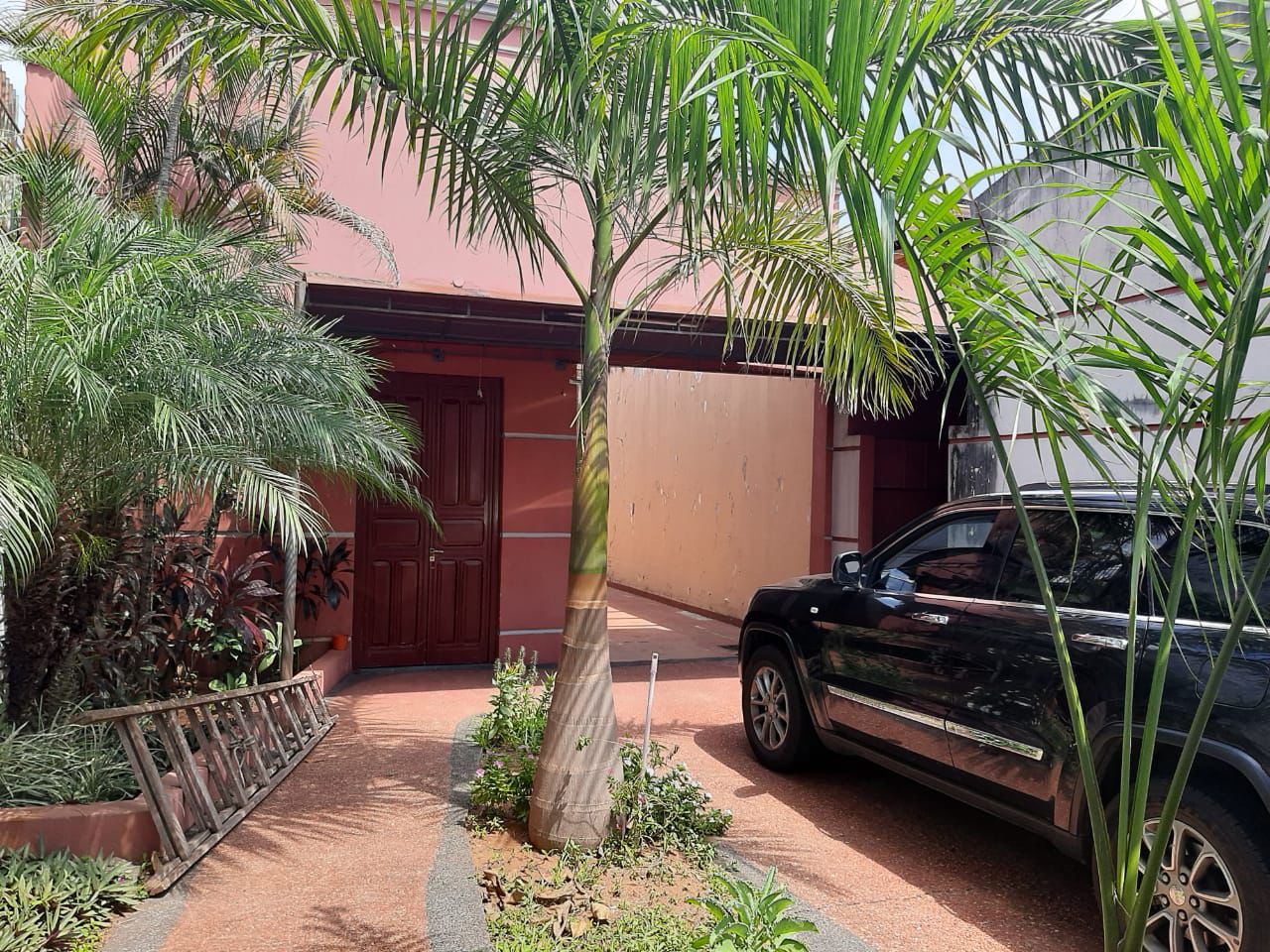 VENDO HERMOSA CASA EN PLENO CENTRO DE ASUNCIÓN — foto 2