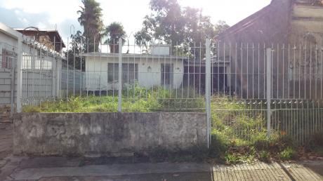 Casa 1 Dorm. En Gran Terreno
