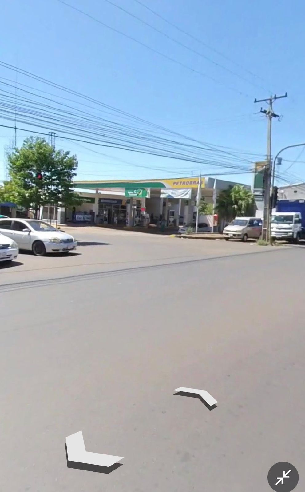 VENDO ESPECTACULAR INMUEBLE ESQUINA FRENTE AL MERCADO DE ABASTO CDE!! — foto 2