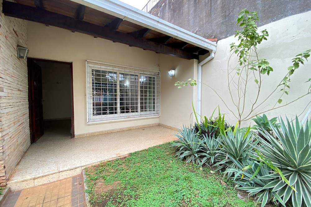 VENDO CASA EN BARRIO MBURICAO, ASUNCION — foto 3