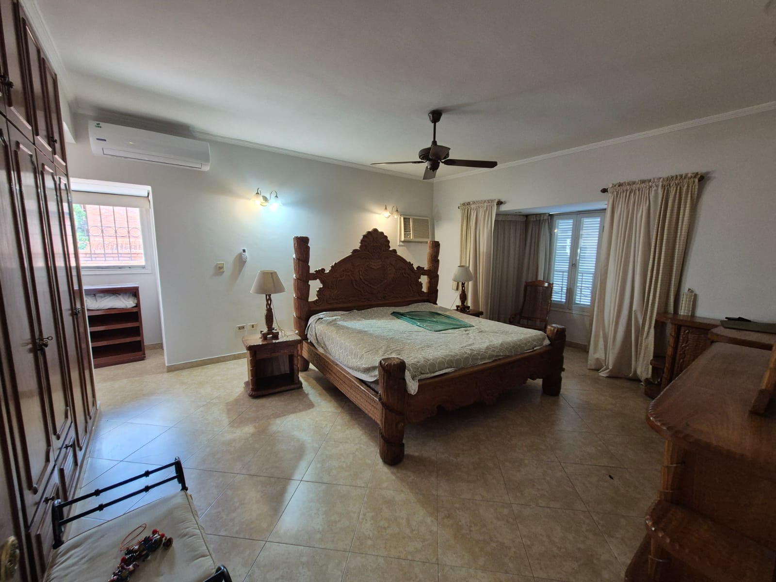 Casa en alquiler en Villa Morra, Asunción — foto 2