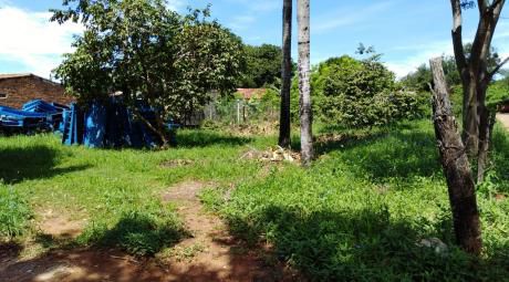 Vendo Hermoso Terreno En Esquina En Barrio Molino!