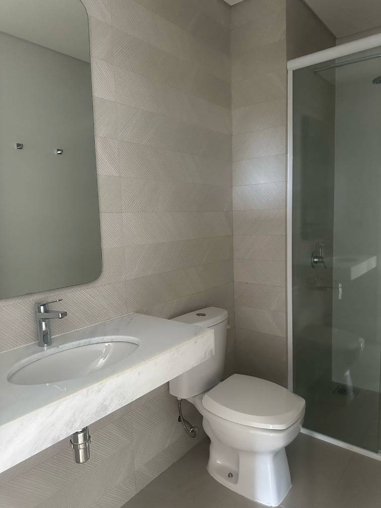 SE ALQUILA DEPARTAMENTO DE 3 HABITAICONES — foto 3