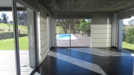 Moderna En Lomas De Carrasco