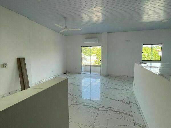 ALQUILO DEPARTAMENTO DE 3 HABITACIONES EN LAMBARE — foto 2