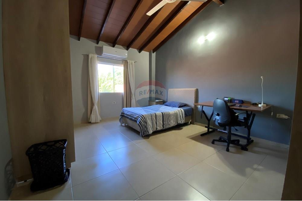 VENDO CASA CON PISCINA EN SAN VICENTE — foto 2