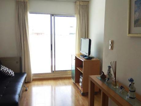 Hermoso Apto Equipado Con Vista A Toda La Ciudad!!!