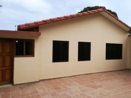 Bonita Casa En Venta Z/ Mutualista Sup. 289 Mts2