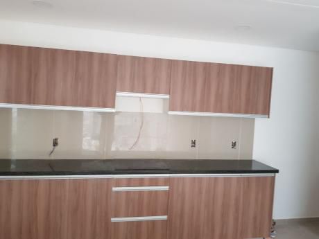 Amplio Duplex A Estrenar Z/ Madame Lynch.