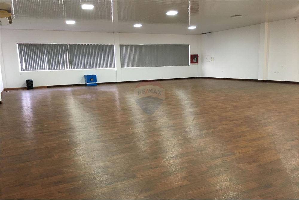AlQUILO HERMOSA PROPIEDAD EN ASUNCIÓN — foto 3