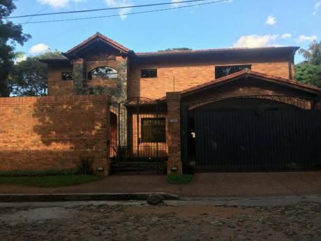 Vendo Hermosa Casa Amoblada Con Piscina. Fdo Zona Norte !!!