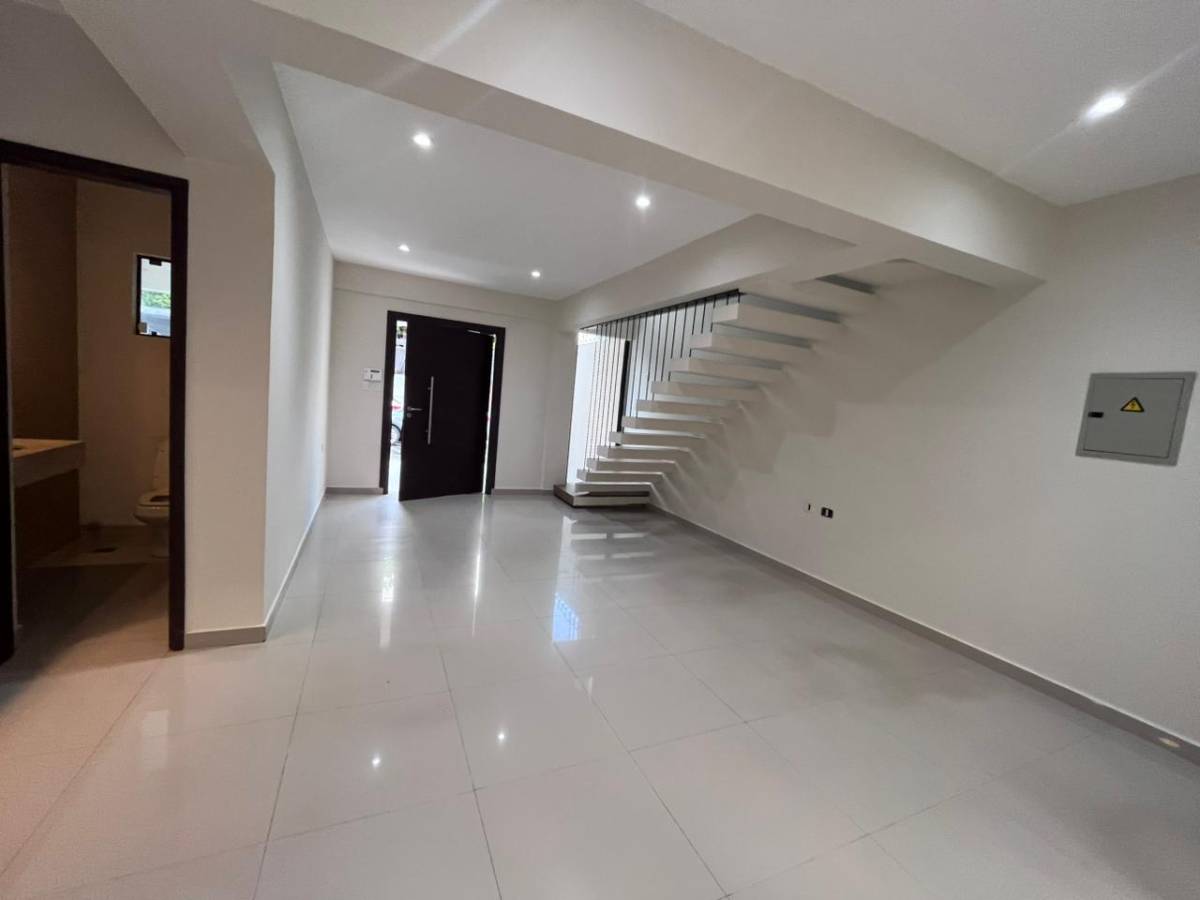 ALQUILO DÚPLEX EN BARRIO SANTA MARÍA – ASUNCIÓN — foto 3