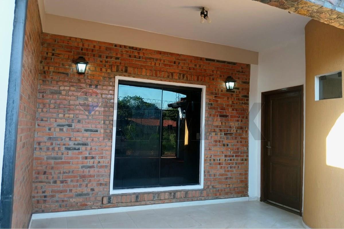 DÚPLEX EN VENTA, AMBIENTES AMPLIOS 196 M2 — foto 3