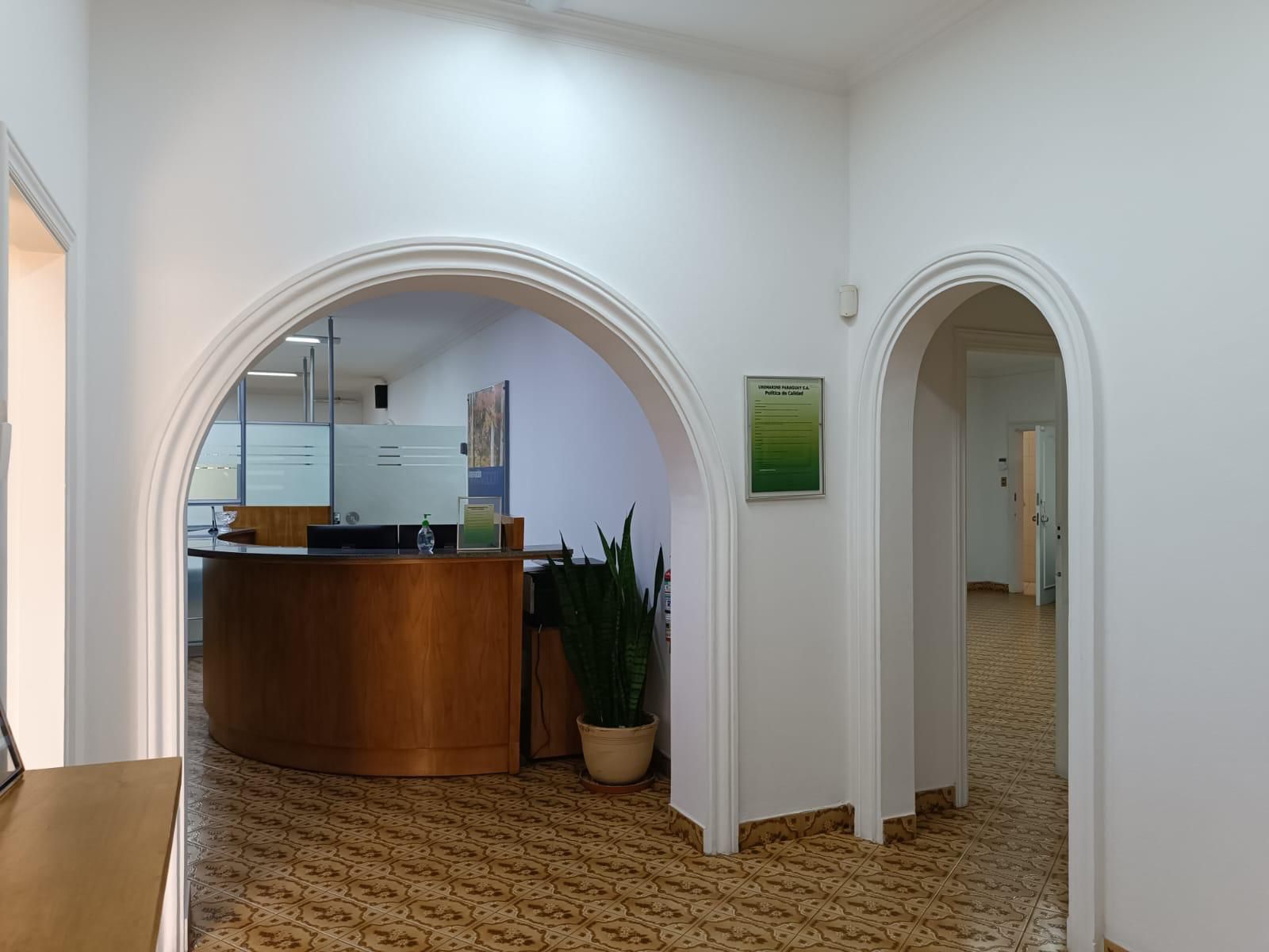 ALQUILO CASA PARA OFICINA EN VILLA MORRA — foto 2
