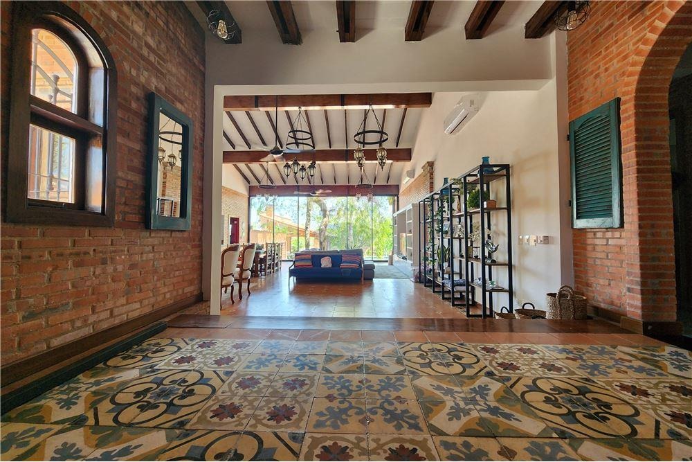 Casa - Alquiler — foto 3