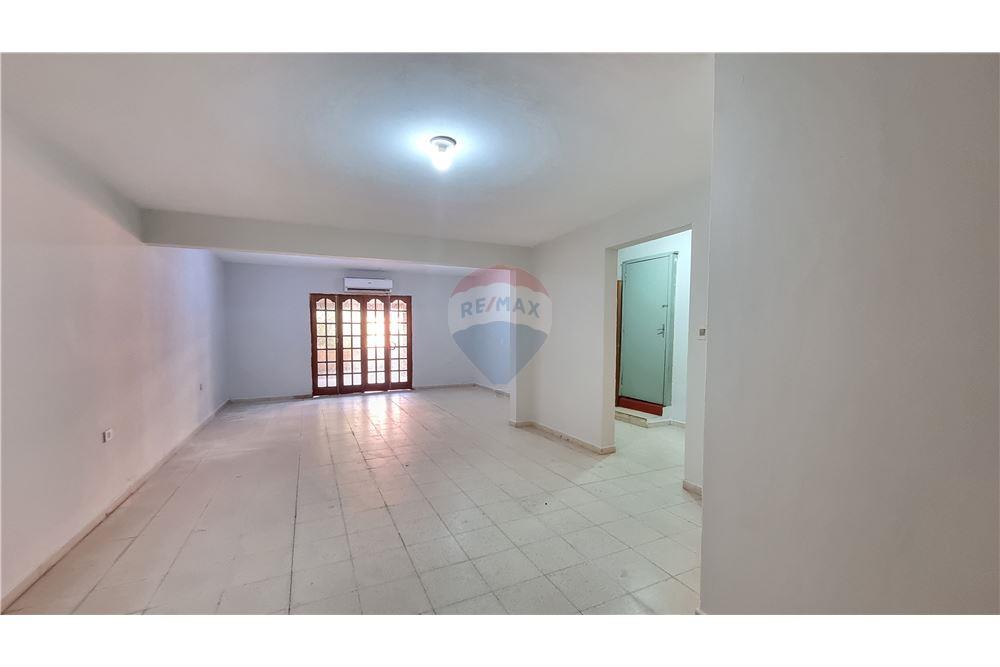 ALQUILO CASA DE 2 PLANTAS, A 500M DE LA AV. CACIQUE LAMBARÉ, VALLE APU'A I — foto 2