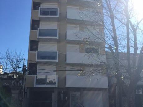 A Estrenar Penthouse 2 Dormitorios 2 Baños 31m2 Terraza Con Parrillero Y Gge
