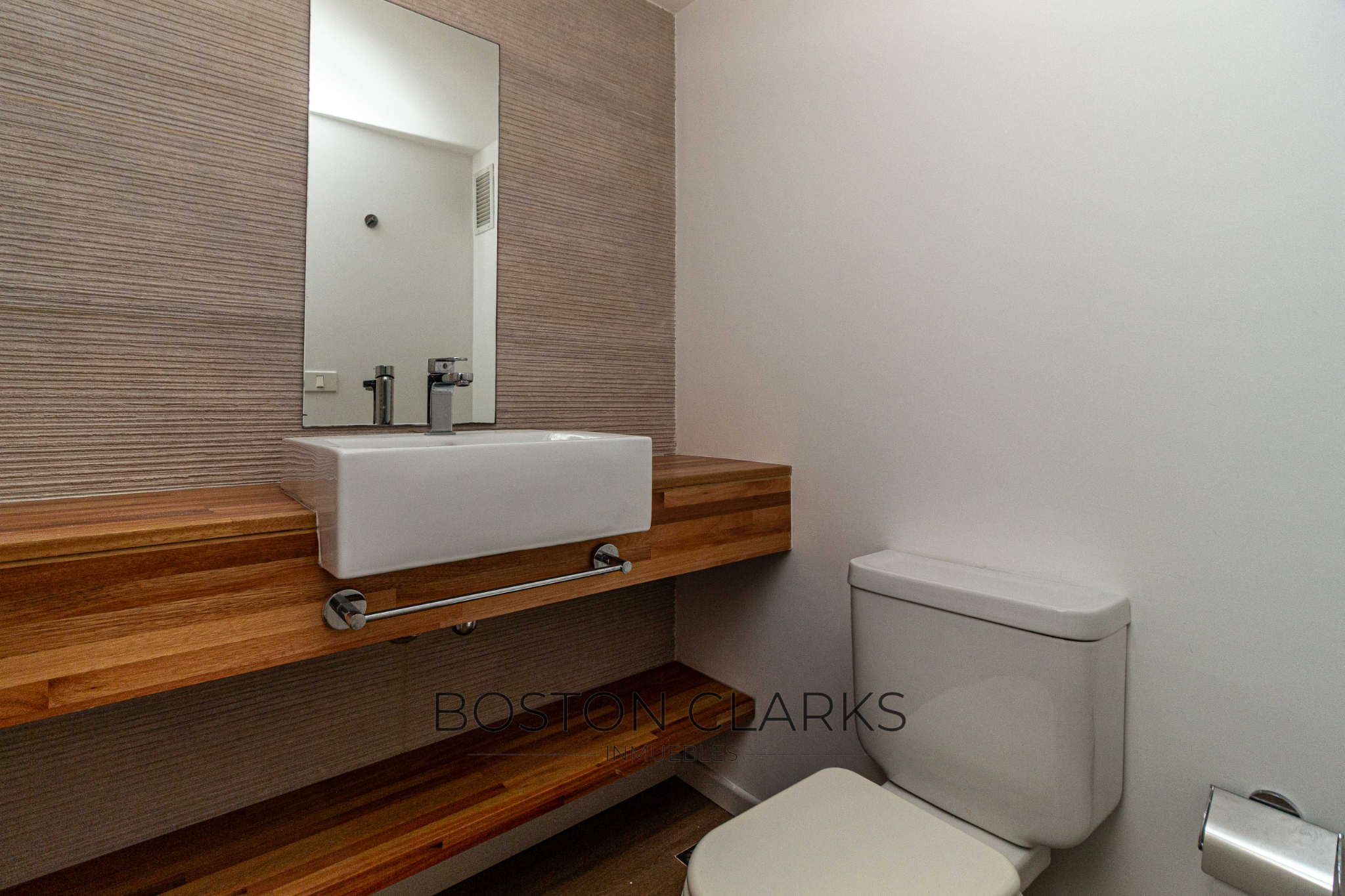 Apartamento De Tres Dormitorios Con Garage En Alquiler En Barra De Carrasco · Foto 8