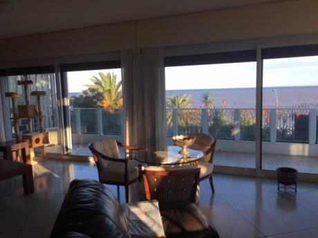 ¡único Y Exclusivo Para Vivir Mirando El Mar! Excelente Calidad De Construcción