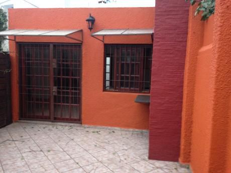 Casa Con Patio Y Parrillero - Sin Gastos Comunes!